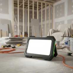 LED Projektør | Genopladelig | 6500K | 800lm | 6W | HARDY | Sort