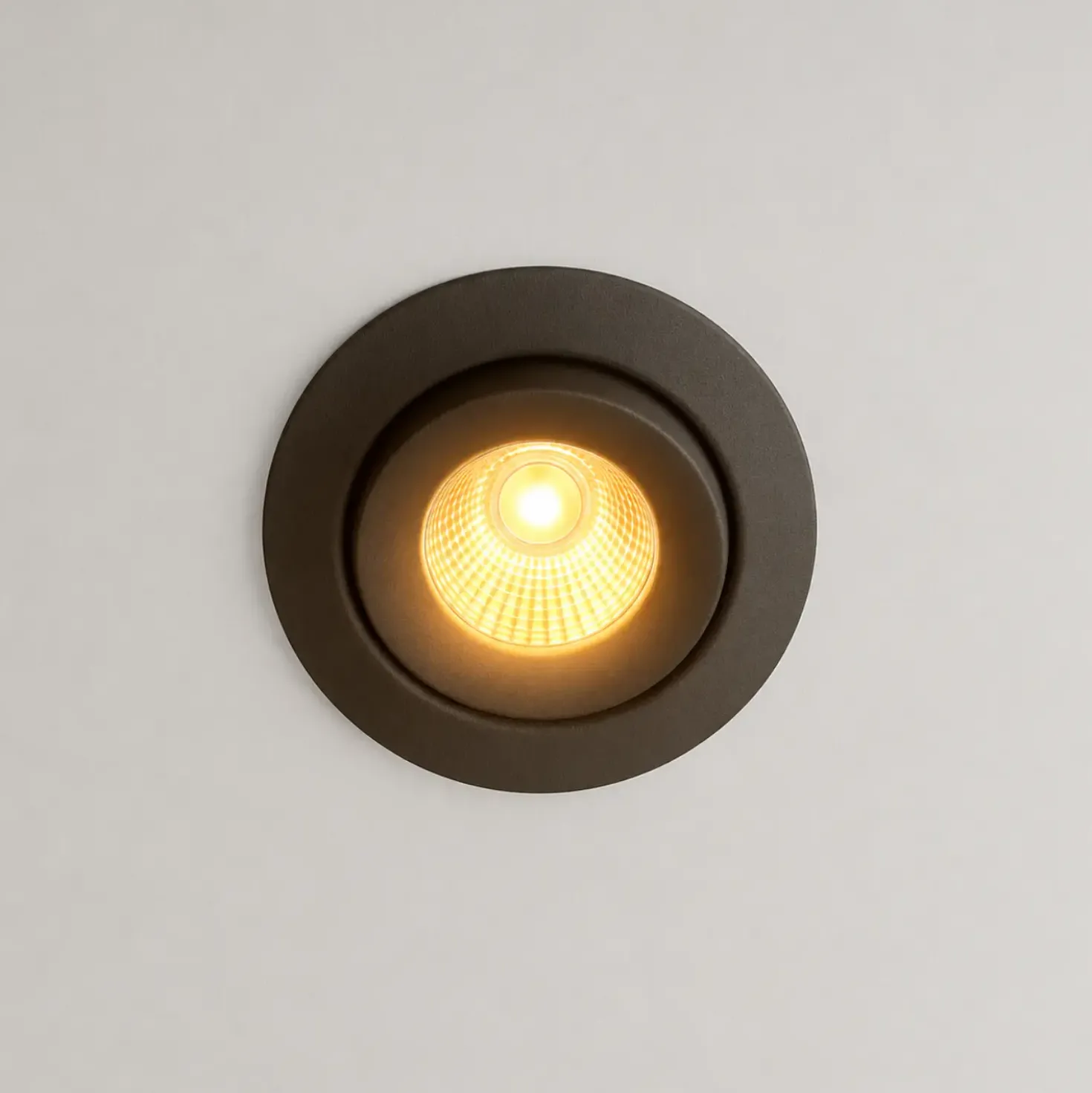 LED Spot | ISO Lavprofil | Sort | 3000K | 6W | IP54