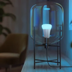 Philips Hue E27 | White & Color Ambiance | 1100lm | 9W